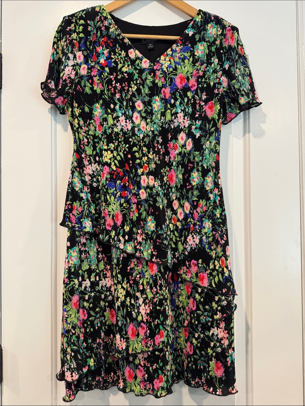 Connected Apparel Pleated Tiered Floral Sheath Dress Size 8P